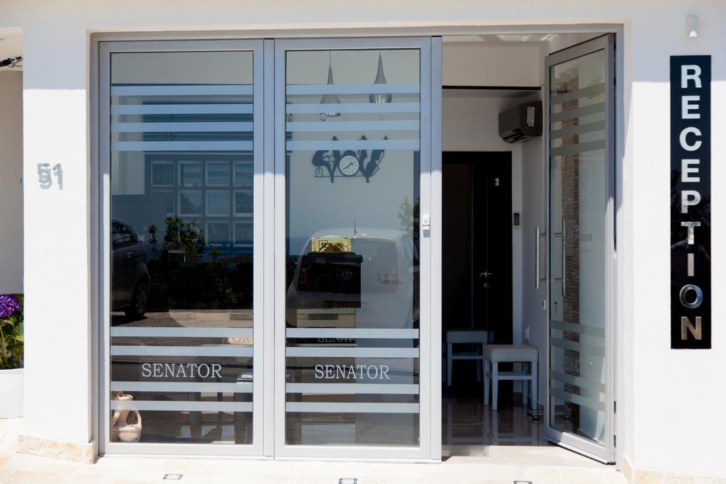 Hotel Senator Улцин Екстериор снимка